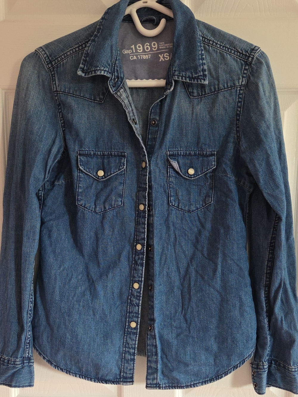 GAP 1969 Blue Denim Western Shirt XS Size